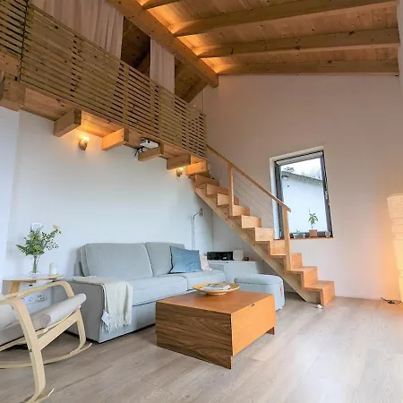 Apartman Vacation With A View Of Nature, Theater, Fireplace